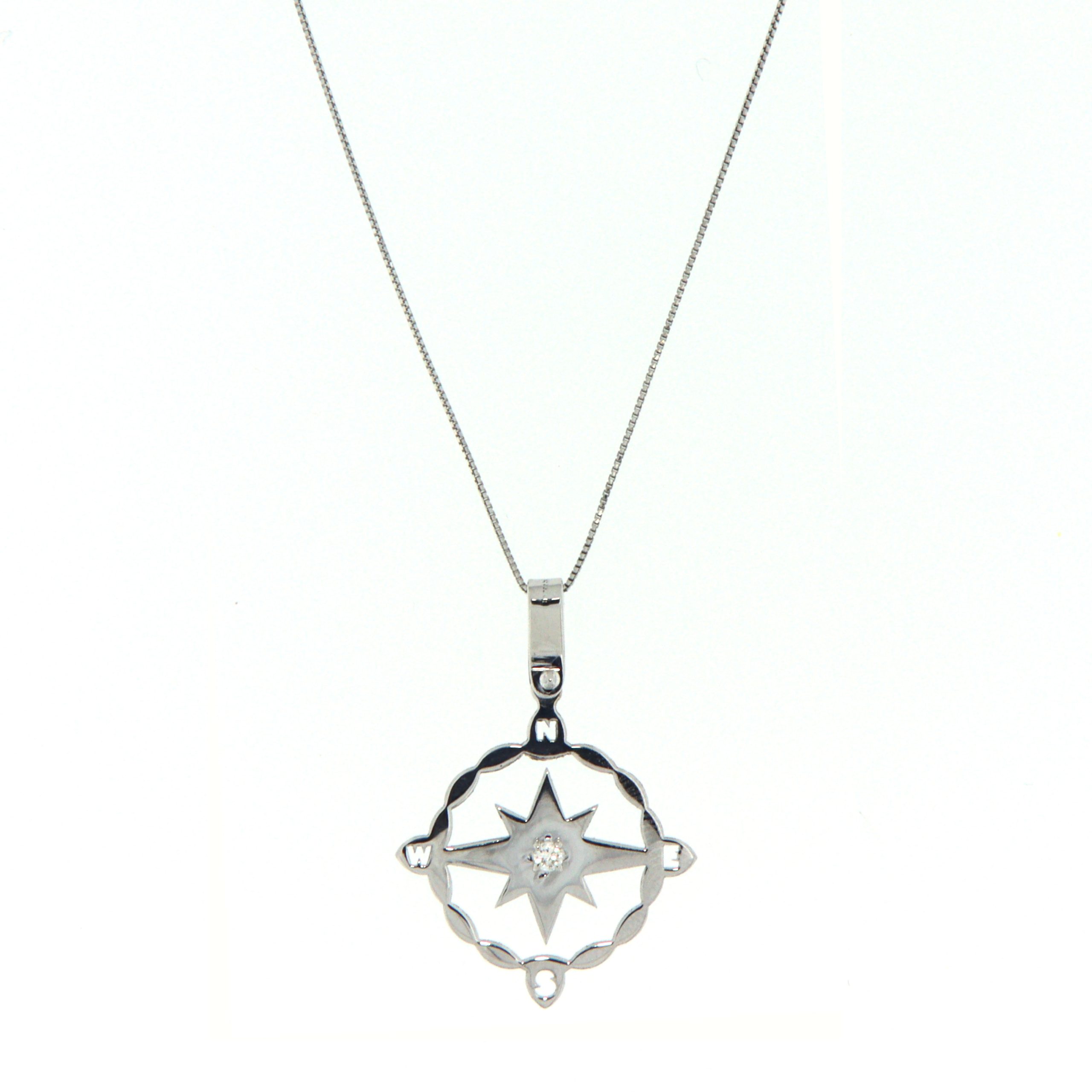 collana con rosa dei venti
